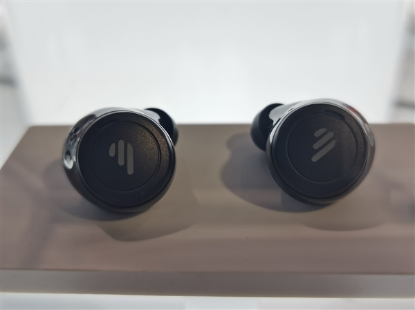 漫步者海量耳机：让我们的耳朵享受了一场饕餮盛宴！