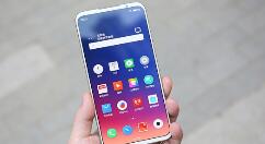 新移动设备魅族17用上挖孔屏？