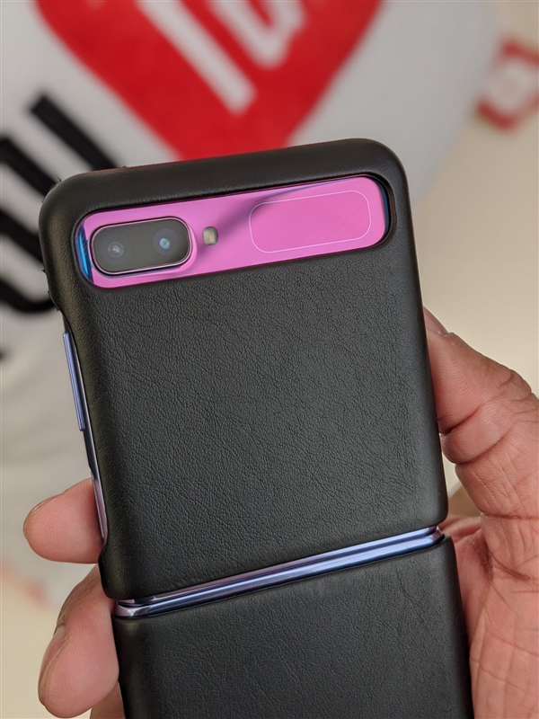 三星Galaxy Z Flip保护壳是什么样子?