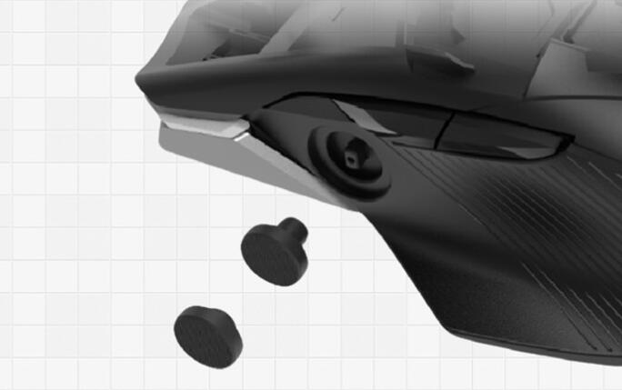 华硕带来ROG魔刃高端鼠标：支持QI无线快充