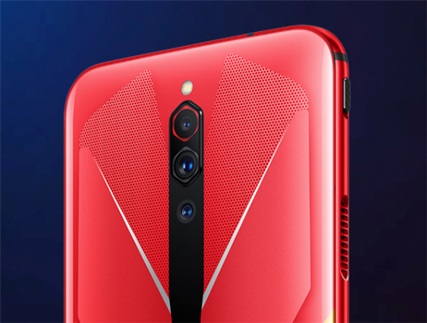 红魔5G游戏手机开卖：日付仅5.2元起