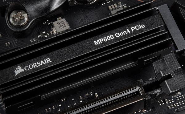 海盗船PCIe 4.0硬盘发售：2T版3999元