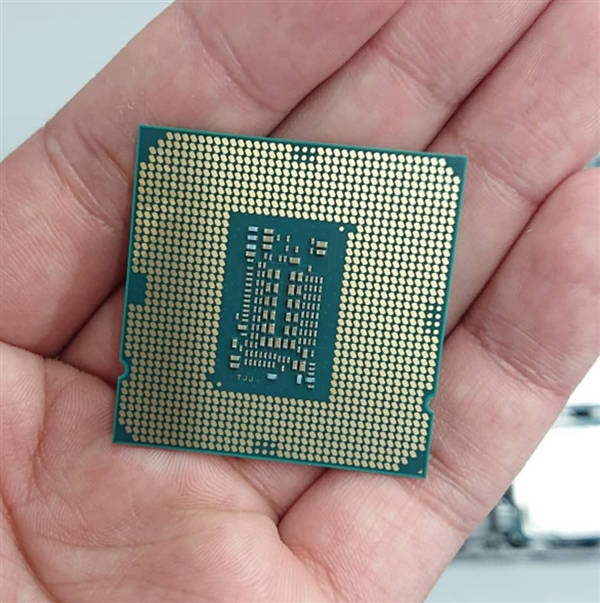 Intel十代桌面酷睿将至：i5-10400正式版高清真图曝光