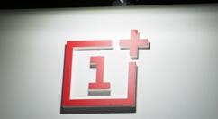 一加8登场：2K+120Hz瞳孔屏