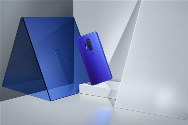 一加8 Pro蓝调版本发售 5999元入手