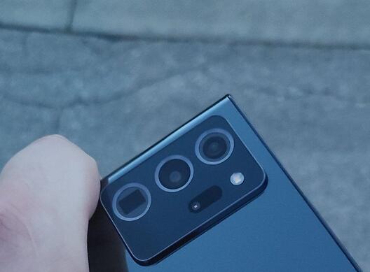 三星Note20 Ultra高清真机走光:外形变样