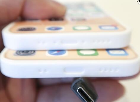 iPhone 12仍使用闪电接口:苹果最早2021年在新机上用USB-C