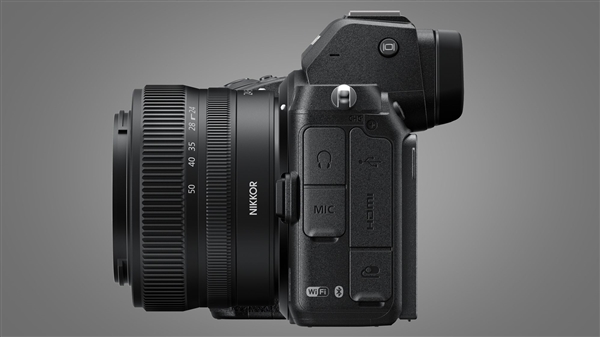 尼康最便宜全画幅无反Z5上线：双SD卡