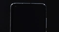 小米10至尊纪念版上手体验：实现第一批量产120W有线秒冲