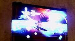 TCL折叠屏手机上线：使用柔性屏制作