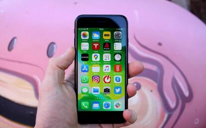 iPhone SE Plus大曝光:苹果全面升级 屏幕尺寸升级为6.06英寸