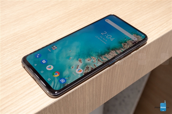 华硕ZenFone 8 Mini曝光:4月份与大家见面