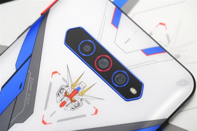 黑鲨4s高达限定版外观如何？黑鲨4s高达限定版外观介绍