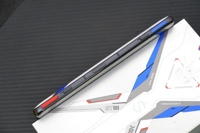 黑鲨4s高达限定版外观如何？黑鲨4s高达限定版外观介绍