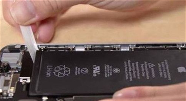 在iphone7进行自己换电池的步骤介绍截图