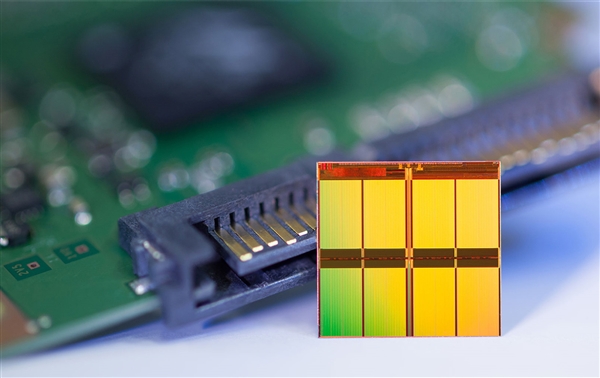群联PS5016-E16 SSD主控现身CES 2019：4GB/s截图