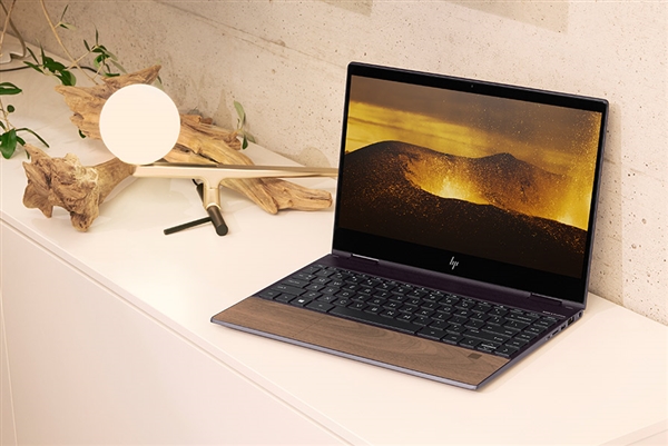 最有特色的惠普envyx36013笔记本上线采用天然胡桃木材质
