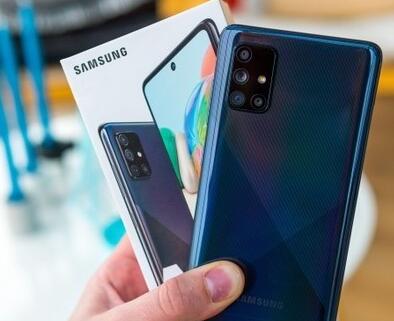 三星Galaxy A71来了：6.7英寸居中打孔显示屏