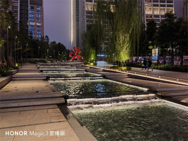 荣耀magic3至臻版主摄拍照效果怎么样?荣耀magic3至臻版主摄拍照测评截图